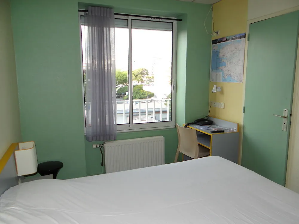 Hotel De La Gare Brest Francia